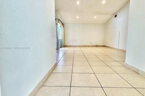Villa ou maison à vendre à Homestead, Floride: 3 chambres, 150.87 m2 № 2295960 - photo 3