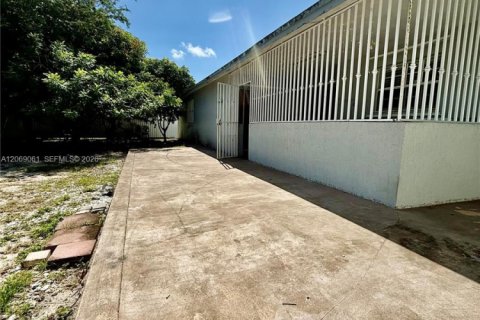 Villa ou maison à vendre à Homestead, Floride: 3 chambres, 150.87 m2 № 2295960 - photo 18