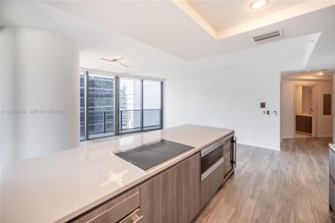 Condo in Miami, Florida, 2 bedrooms № 2186293 - photo 18
