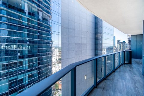 Condo in Miami, Florida, 2 bedrooms № 2186293 - photo 4