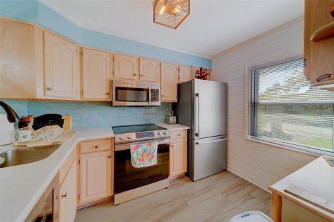 Condominio en alquiler en Seminole, Florida, 2 dormitorios, 80.36 m2 № 2106310 - foto 5