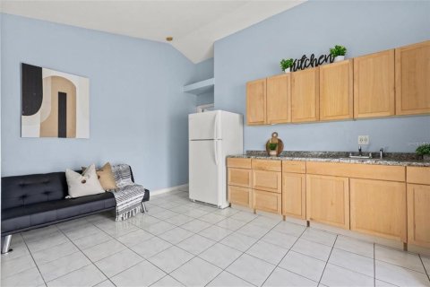House in Tampa, Florida 3 bedrooms, 143.91 sq.m. № 2211720 - photo 14