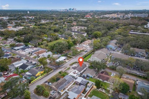 House in Tampa, Florida 3 bedrooms, 143.91 sq.m. № 2211720 - photo 20