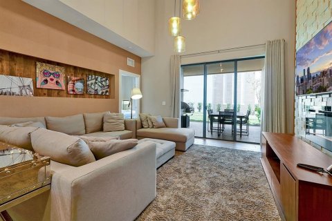 Townhouse in Kissimmee, Florida 4 bedrooms, 218.88 sq.m. № 690565 - photo 3