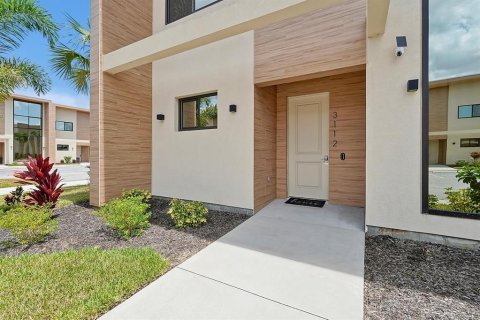 Townhouse in Kissimmee, Florida 4 bedrooms, 218.88 sq.m. № 690565 - photo 2