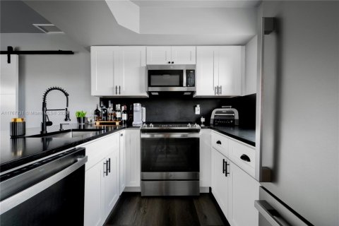 Condominio en venta en Fort Lauderdale, Florida, 1 dormitorio, 53.88 m2 № 1589311 - foto 17