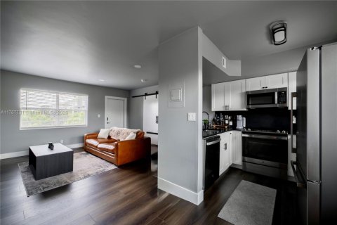 Condominio en venta en Fort Lauderdale, Florida, 1 dormitorio, 53.88 m2 № 1589311 - foto 15