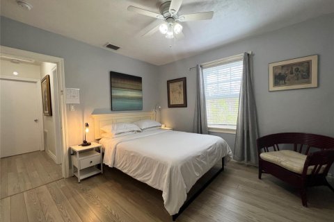 Casa en alquiler en Fort Lauderdale, Florida, 2 dormitorios, 106.84 m2 № 2084970 - foto 1