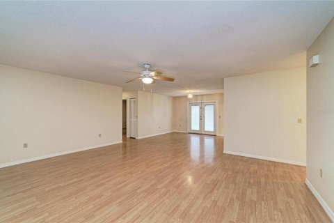Casa en venta en Bradenton, Florida, 3 dormitorios, 151.9 m2 № 2408517 - foto 11
