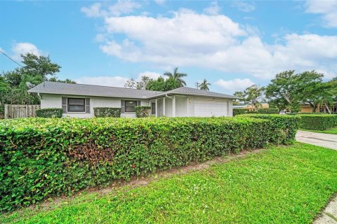 Casa en venta en Bradenton, Florida, 3 dormitorios, 151.9 m2 № 2408517 - foto 7
