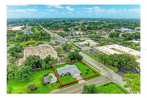 Casa en venta en Bradenton, Florida, 3 dormitorios, 151.9 m2 № 2408517 - foto 4