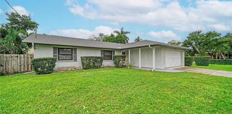 Casa en Bradenton, Florida 3 dormitorios, 151.9 m2 № 2408517