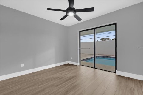 House in Orlando, Florida 4 bedrooms, 148.27 sq.m. № 1553392 - photo 14