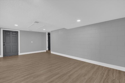 House in Orlando, Florida 4 bedrooms, 148.27 sq.m. № 1553392 - photo 11