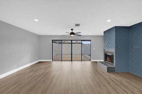 House in Orlando, Florida 4 bedrooms, 148.27 sq.m. № 1553392 - photo 8