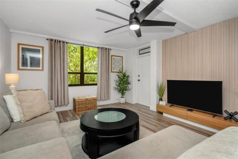 Copropriété à vendre à Clearwater, Floride: 1 chambre, 75.25 m2 № 2211489 - photo 8