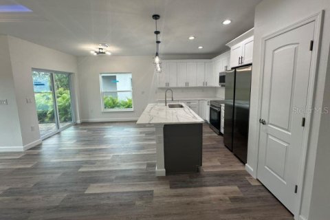 Appartement à louer à Rotonda, Floride: 3 chambres, 121.42 m2 № 2318851 - photo 9