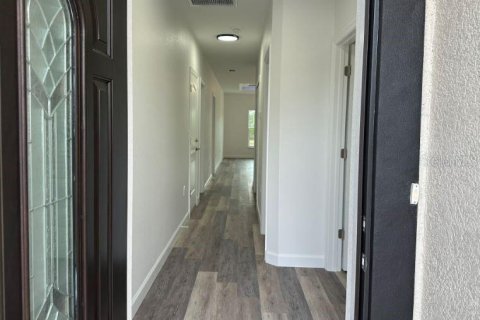 Appartement à louer à Rotonda, Floride: 3 chambres, 121.42 m2 № 2318851 - photo 4