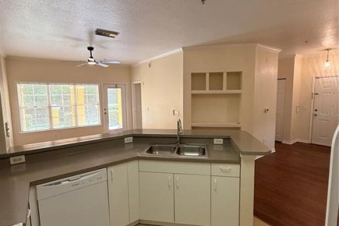 Condominio en alquiler en Orlando, Florida, 1 dormitorio, 72.65 m2 № 1907429 - foto 2