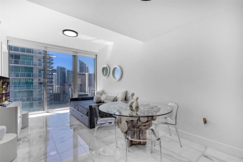 Condominio en alquiler en Miami, Florida, 1 dormitorio, 63.17 m2 № 2047489 - foto 8