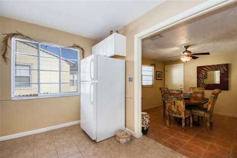Casa en venta en Saint Petersburg, Florida, 2 dormitorios, 84.73 m2 № 1884722 - foto 13