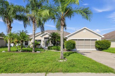 Villa ou maison à Winter Haven, Floride 4 chambres, 238.48 m2 № 2298408