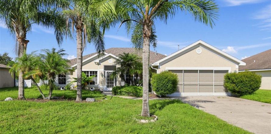 Villa ou maison à Winter Haven, Floride 4 chambres, 238.48 m2 № 2298408