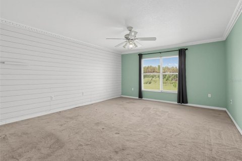 Villa ou maison à vendre à Winter Haven, Floride: 4 chambres, 238.48 m2 № 2298408 - photo 25