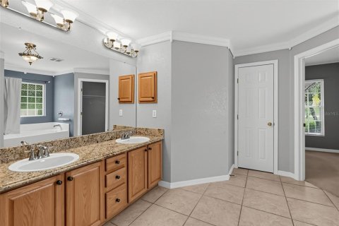 Villa ou maison à vendre à Winter Haven, Floride: 4 chambres, 238.48 m2 № 2298408 - photo 28