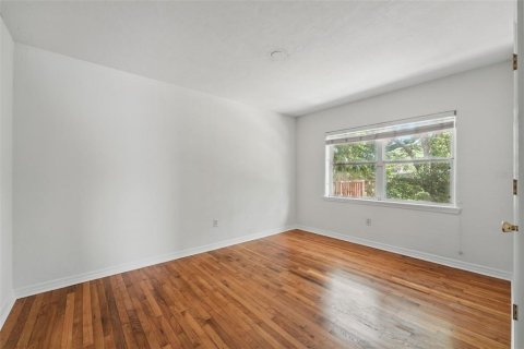 House in Orlando, Florida 3 bedrooms, 97.83 sq.m. № 1744601 - photo 15