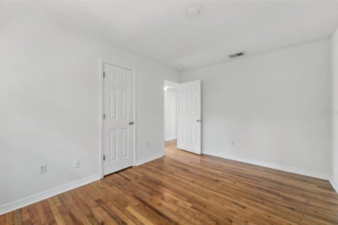 House in Orlando, Florida 3 bedrooms, 97.83 sq.m. № 1744601 - photo 16