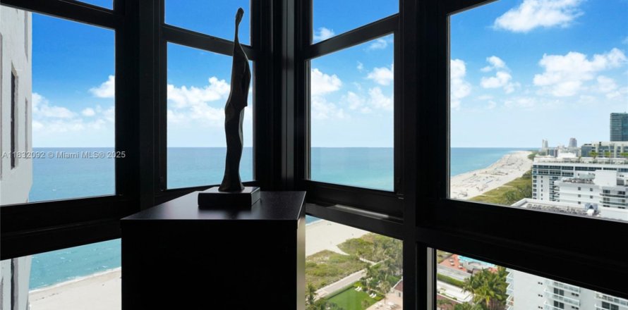 Condo in Miami Beach, Florida, 1 bedroom № 1808974