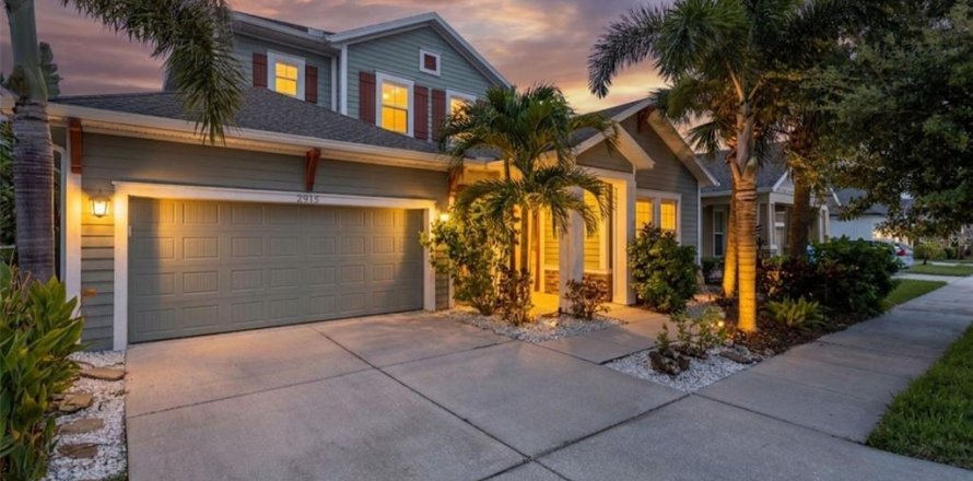 House in Odessa, Florida 4 bedrooms, 264.31 sq.m. № 2200321