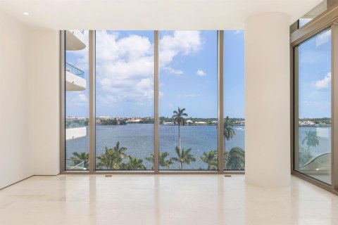 Condominio en venta en West Palm Beach, Florida, 2 dormitorios, 189.89 m2 № 2250084 - foto 6