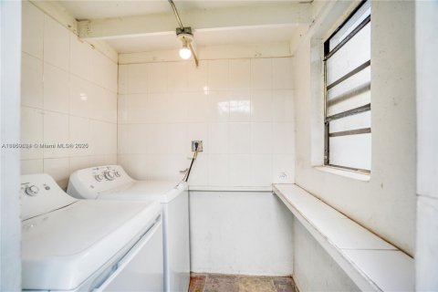 Apartamento en alquiler en Miami Beach, Florida, 2 dormitorios, 111.48 m2 № 1888227 - foto 14