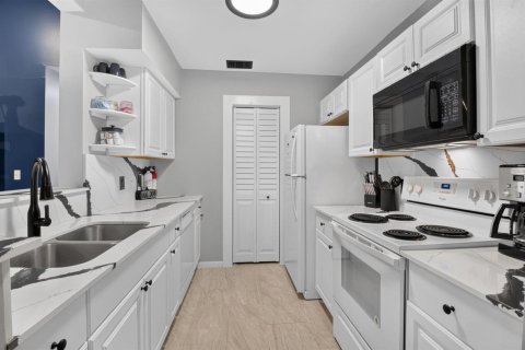 Copropriété à vendre à Boynton Beach, Floride: 2 chambres, 82.13 m2 № 2251363 - photo 12