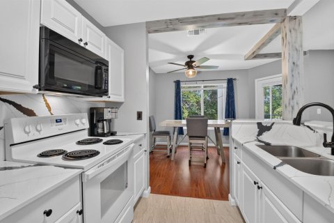 Copropriété à vendre à Boynton Beach, Floride: 2 chambres, 82.13 m2 № 2251363 - photo 15