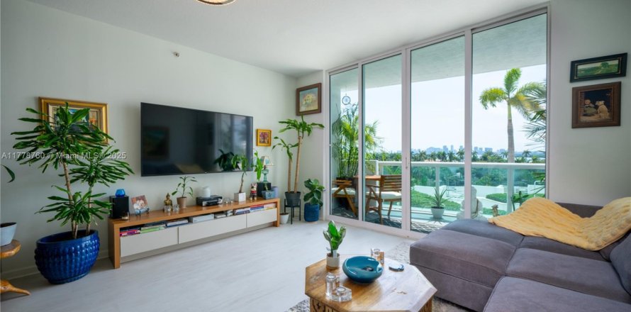 Condominio en North Bay Village, Florida, 2 dormitorios  № 1735710