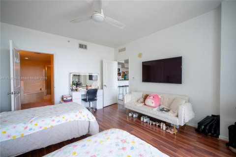 Condominio en venta en North Bay Village, Florida, 2 dormitorios, 116.22 m2 № 1735710 - foto 29