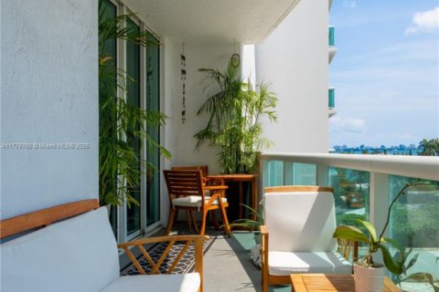 Condominio en venta en North Bay Village, Florida, 2 dormitorios, 116.22 m2 № 1735710 - foto 18