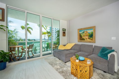 Condominio en venta en North Bay Village, Florida, 2 dormitorios, 116.22 m2 № 1735710 - foto 25