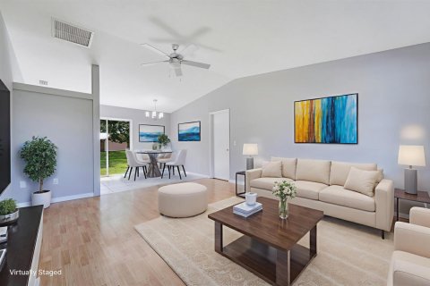 Villa ou maison à louer à Port St. Lucie, Floride: 2 chambres, 85.93 m2 № 2363011 - photo 3