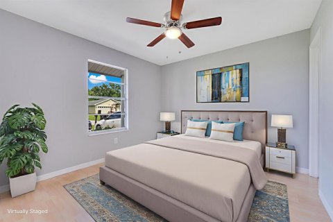 Villa ou maison à louer à Port St. Lucie, Floride: 2 chambres, 85.93 m2 № 2363011 - photo 9