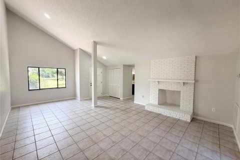 House in Homosassa, Florida 2 bedrooms, 141.95 sq.m. № 2207855 - photo 3