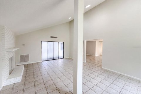 House in Homosassa, Florida 2 bedrooms, 141.95 sq.m. № 2207855 - photo 13