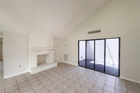 House in Homosassa, Florida 2 bedrooms, 141.95 sq.m. № 2207855 - photo 10