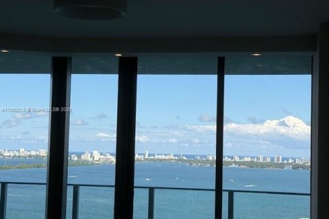 Купить кондоминиум в Майами, Флорида 1 комната, 153.1м2, № 2035184 - фото 22