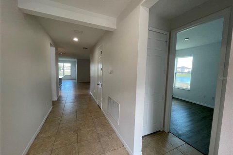 Villa ou maison à louer à Kissimmee, Floride: 4 chambres, 196.58 m2 № 2207571 - photo 13