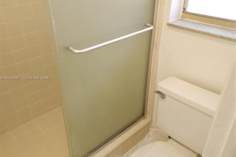 Apartment in Tamarac, Florida 3 bedrooms, 108.42 sq.m. № 2069335 - photo 9