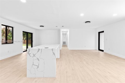 Casa en alquiler en Davie, Florida, 3 dormitorios, 204.01 m2 № 2055558 - foto 11